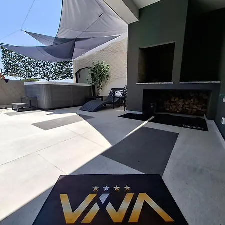 Viva * Kaštel Novi